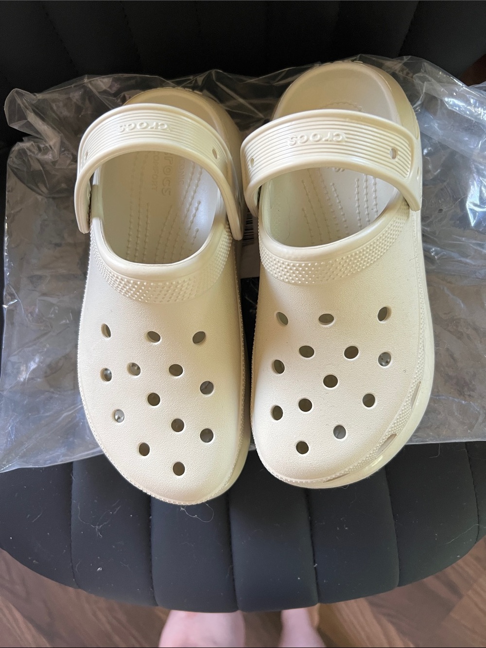 Women’s platform CROCS